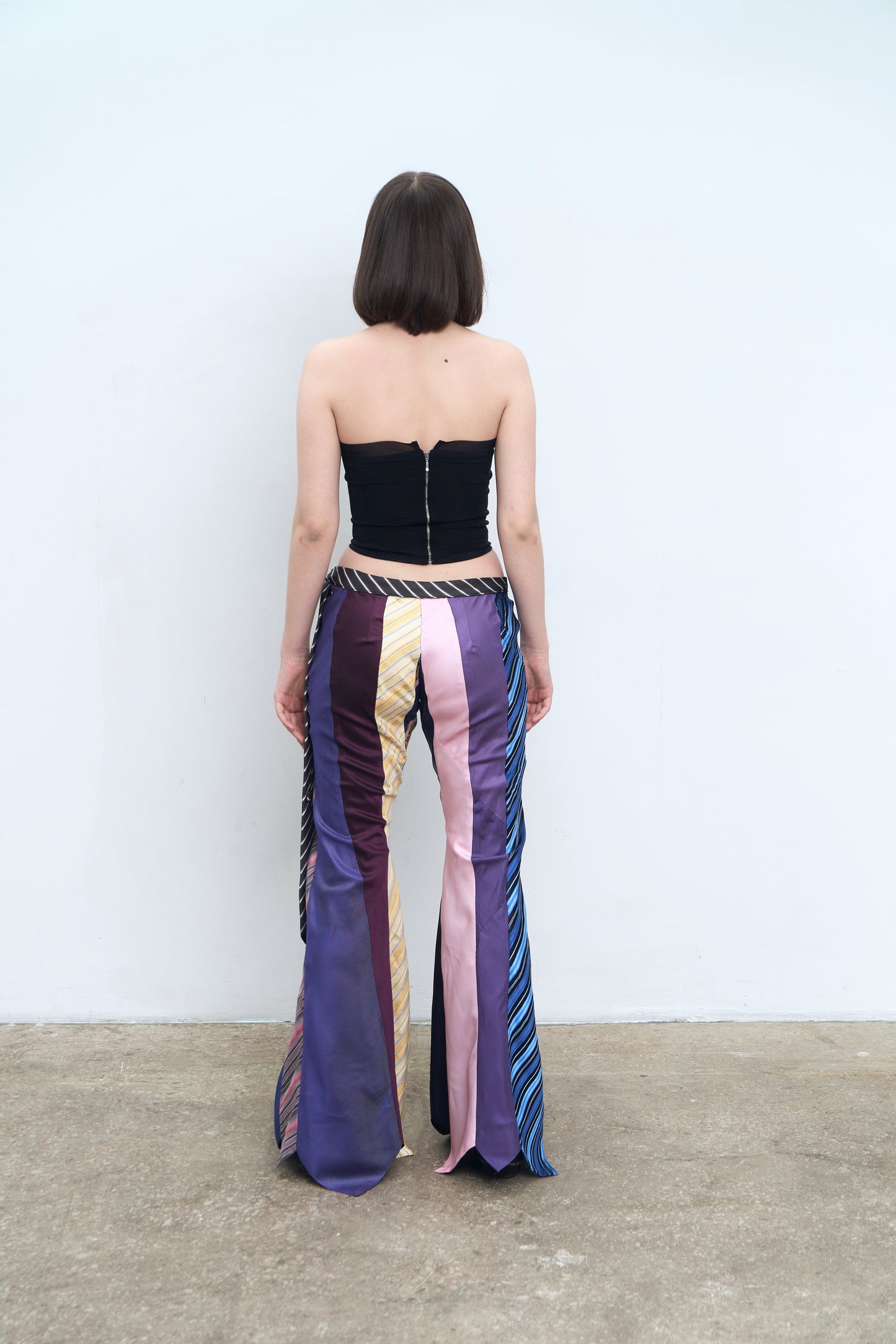 Tie pants